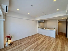 【東京都/三鷹市下連雀】サンティール三鷹ノースウイング リビング・ダイニング