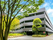 【東京都/西東京市向台町】ヴィーガーデン　ザ・レジデンス Aサルーン 駐車場