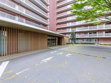 【東京都/西東京市向台町】ヴィーガーデン　ザ・レジデンス Aサルーン 車寄せ