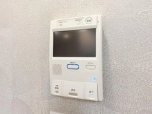 【東京都/三鷹市下連雀】メイツ吉祥寺南 防犯設備：テレビモニター付きインターホン