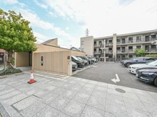 【東京都/練馬区立野町】パークホームズ吉祥寺グランテラス クロイスターレジデンス 駐車場