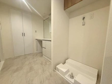 【東京都/練馬区関町南】朝日プラザ善福寺 洗面所：洗濯機置場