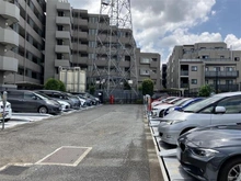 【東京都/調布市西つつじケ丘】ランドコートつつじケ丘 駐車場