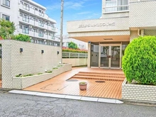 【東京都/調布市西つつじケ丘】睦・エンゼルハイムつつじヶ丘 エントランス