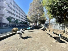 【東京都/調布市国領町】ルネサンスフォルム調布国領 敷地内公園