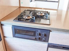 【東京都/調布市西つつじケ丘】ベルジェンドつつじヶ丘ガーデンサバーブ キッチン：二口コンロ