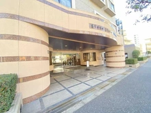 【東京都/調布市布田】ライオンズヴィアーレ調布 エントランス