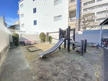 【東京都/調布市布田】ライオンズヴィアーレ調布 敷地内