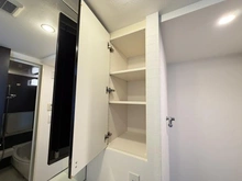 【東京都/豊島区高松】シティタワー池袋ウエストゲート 洗面室：リネン庫