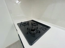 【東京都/世田谷区上用賀】馬事公苑南サンハイツ キッチン：三口コンロ