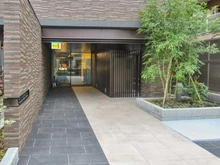 【東京都/世田谷区弦巻】オープンレジデンシア桜新町ガーデン エントランス