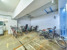 【東京都/目黒区自由が丘】パシフィック自由ヶ丘マンション 駐輪場