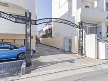 【東京都/目黒区八雲】クレストフォルム駒沢公園 外観