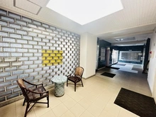 【東京都/目黒区緑が丘】緑ヶ丘マンション エントランス