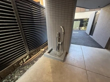 【東京都/新宿区高田馬場】オープンレジデンシア高田馬場 敷地内：ペット足洗い場