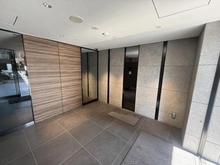 【東京都/新宿区高田馬場】オープンレジデンシア高田馬場 エントランス