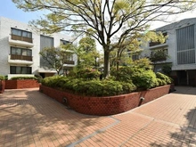 【東京都/渋谷区鉢山町】ライオンズマンション鉢山 敷地内：中庭