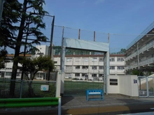 【東京都/目黒区八雲】目黒ダイヤハイツ 目黒区立八雲小学校（現地より約192m）