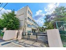 【東京都/世田谷区玉堤】ドルミ田園調布 世田谷区立尾山台中学校（現地より約1,500m）