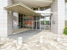 【東京都/府中市住吉町】ラヴィラ府中多摩川 エントランス
