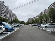 【神奈川県/川崎市麻生区白山】新ゆりグリンタウンポプラ街区 1号棟 駐車場