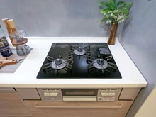 【神奈川県/川崎市麻生区上麻生】新百合ヶ丘パークハウス キッチン：三口コンロ