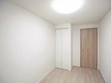 【神奈川県/川崎市麻生区上麻生】新百合ヶ丘パークハウス 洋室：約5.0帖