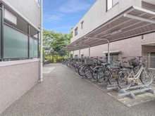 【東京都/多摩市連光寺】レクセルマンション多摩永山 駐輪場