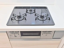 【東京都/墨田区八広】ダイアパレス墨田 キッチン：三口コンロ