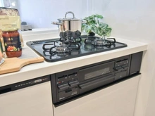 【神奈川県/横浜市南区六ツ川】グラン・コート六ッ川ガーデン キッチン：三口コンロ