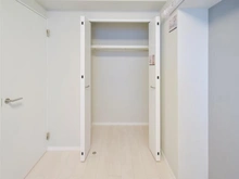 【神奈川県/横浜市南区六ツ川】グラン・コート六ッ川ガーデン 洋室：約5.3帖