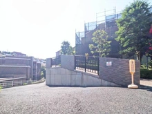 【神奈川県/川崎市麻生区高石】ヴェルビュ百合ヶ丘 外観：大規模修繕工事中