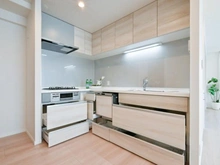 【東京都/西東京市ひばりが丘】フォレストレイクひばりが丘 D棟 キッチン：L字キッチン