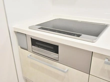 【神奈川県/横浜市旭区中白根】ナイスサンソレイユ横浜鶴ヶ峰 キッチン：IHコンロ