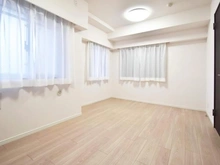 【神奈川県/横浜市旭区中白根】ナイスサンソレイユ横浜鶴ヶ峰 洋室：約7.6帖