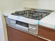 【神奈川県/川崎市多摩区宿河原】アクエージュ多摩川 キッチン:三口コンロ