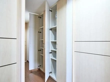 【神奈川県/川崎市多摩区宿河原】アクエージュ多摩川 廊下:収納