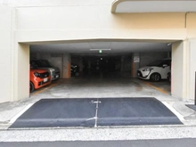 【神奈川県/横浜市神奈川区松見町】アンバサダー横浜松見町 駐車場