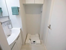 【神奈川県/横浜市神奈川区松見町】アンバサダー横浜松見町 洗面室：洗濯機置き場