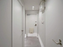 【神奈川県/横浜市神奈川区松見町】アンバサダー横浜松見町 玄関