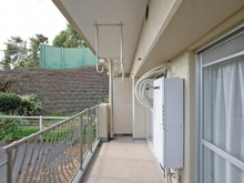 【神奈川県/横浜市神奈川区松見町】アンバサダー横浜松見町 バルコニー