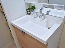 【神奈川県/横浜市南区山王町】ライオンズマンション吉野町第5 洗面室：洗面化粧台