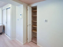 【神奈川県/横浜市南区山王町】ライオンズマンション吉野町第5 LDK：収納