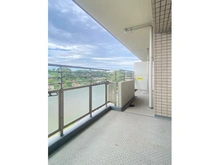 【神奈川県/横須賀市安針台】コモンヒルズ安針台海の手一番館 バルコニー：LDK側