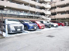 【東京都/府中市武蔵台】レクセルガーデン西国分寺 駐車場