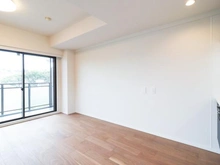 【東京都/多摩市関戸】多摩・永山ガーデンハウス LDK：約11.3帖