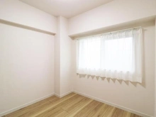 【東京都/多摩市中沢】ライオンズマンション多摩センター 洋室：約4.4帖