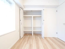 【東京都/多摩市永山】ライオンズモリス京王永山 洋室：約5.8帖