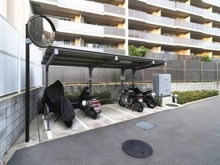 【神奈川県/平塚市宮松町】ローレルスクエア湘南平塚 バイク置場