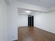 【神奈川県/横浜市南区永田北】コスモ井土ヶ谷グランヒルズ 9号棟 リビング・ダイニング